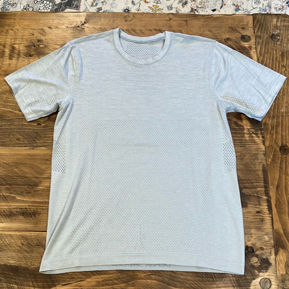 Lululemon top